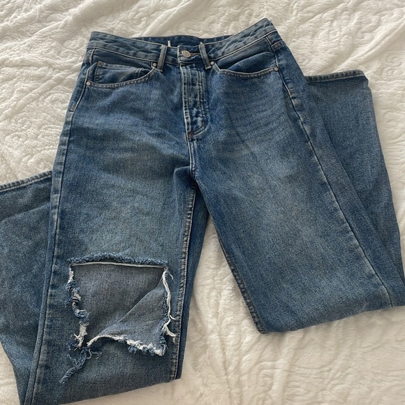 Jeans - Picture 3 of 4